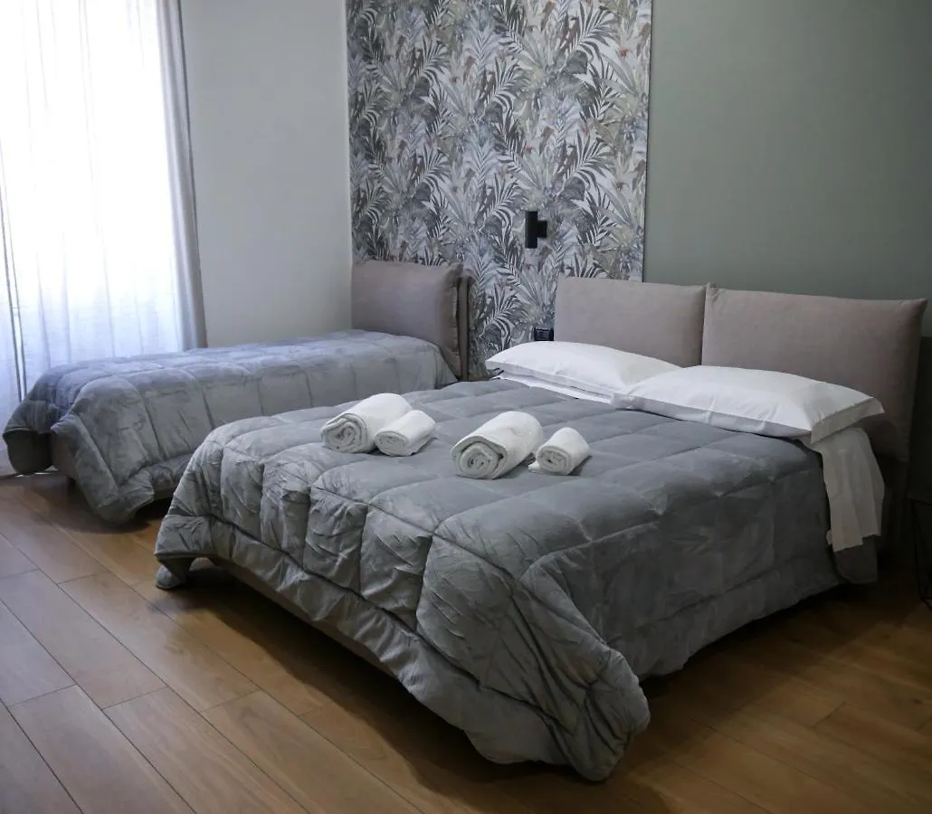 Palazzo Ferrara 1952 Bed & Breakfast Naples
