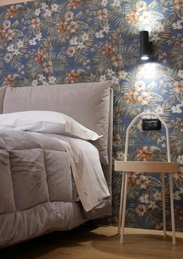 Palazzo Ferrara 1952 Bed & Breakfast Naples Italy