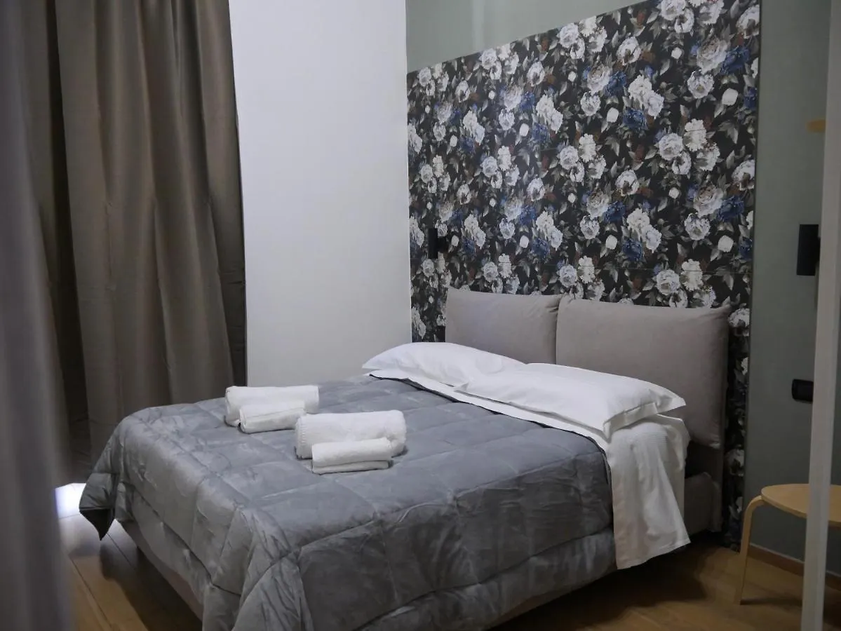 Palazzo Ferrara 1952 Bed & Breakfast Naples Italy