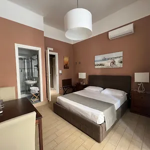 Bed & Breakfast Relais Ranieri, Naples