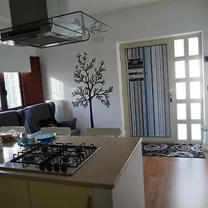 https://luckys-home.sicilyhotelsitaly.net